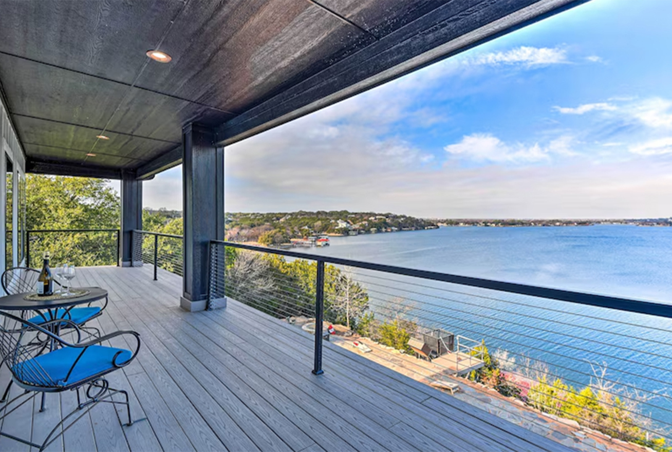 Deck overlooking Lake Granbury